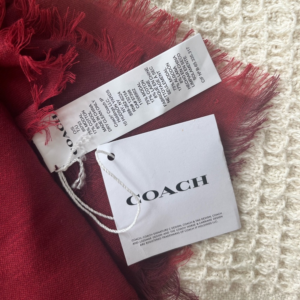 Coach scarf - Picture 2 of 4
